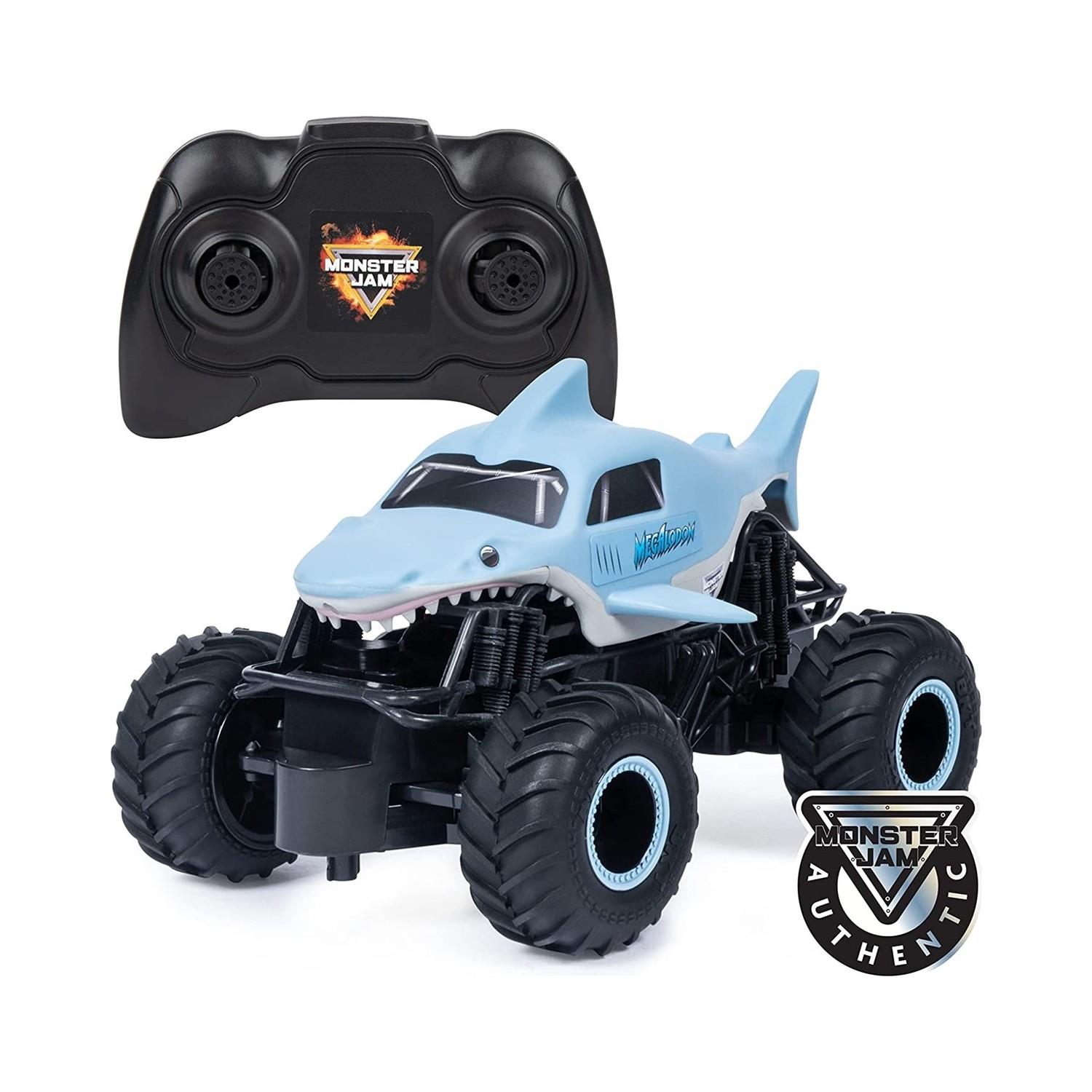 Monster Jam 1:24 Köpekbalığı Araçlar