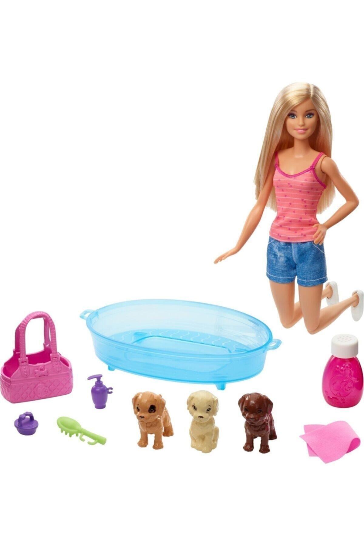 Barbie Bebek ve Aksesuarları 3 Yavru Köpekli Oyun Seti Hayvancıklar İçin Küvet ve Aksesuarlar