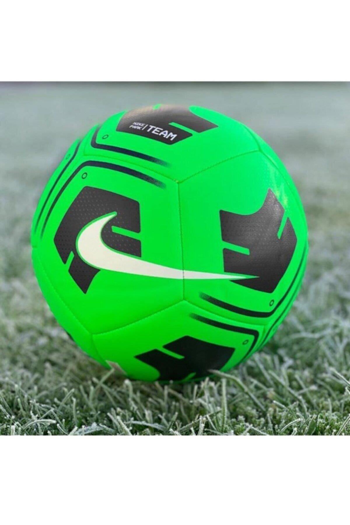 Nıke Futbol Topu Pitch Yeşil Futbol Topu